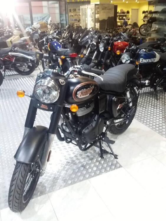 Royal Enfield Bullet 350 (2024) (3)