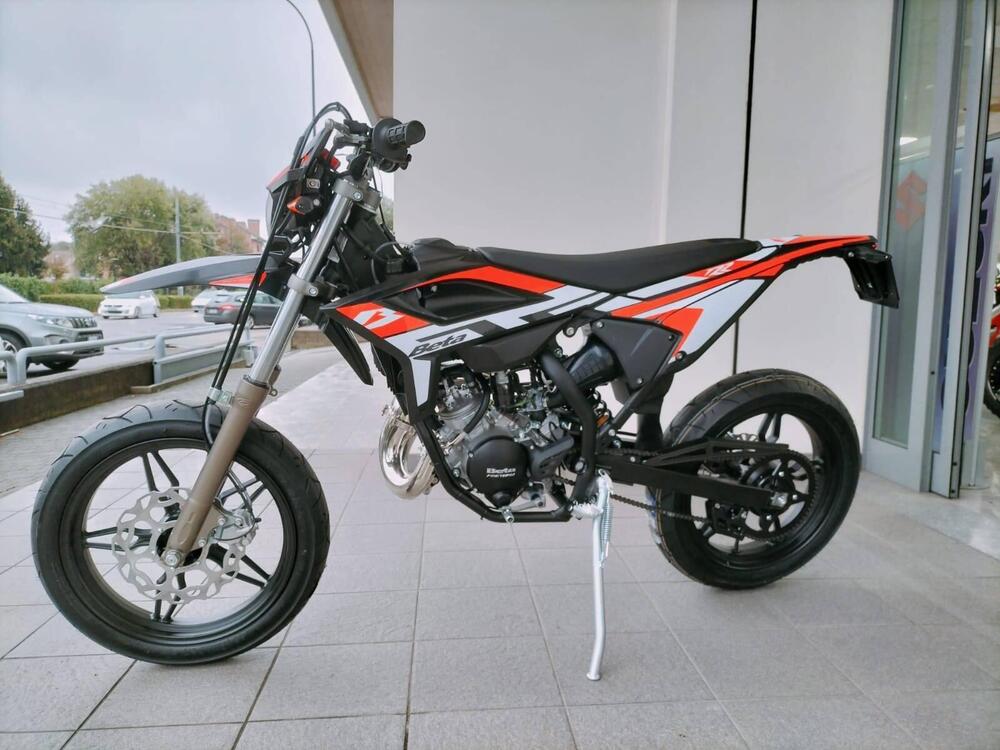 Betamotor RR 50 Motard (2021 - 24) (2)