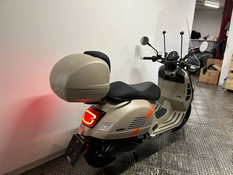 Vespa GTV 300 Hpe (2023 - 25) (8)