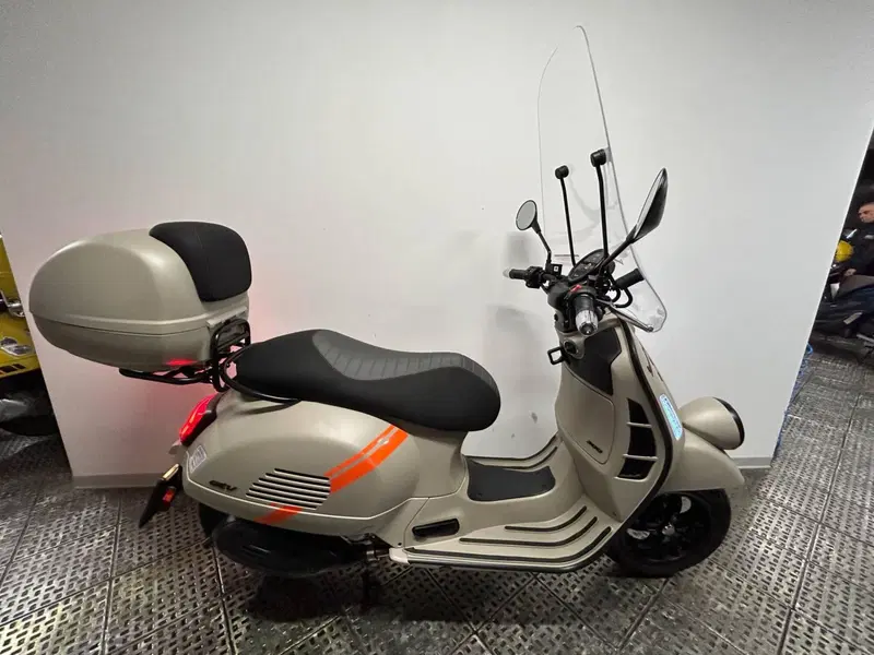 Vespa GTV 300 Hpe (2023 - 25) (7)