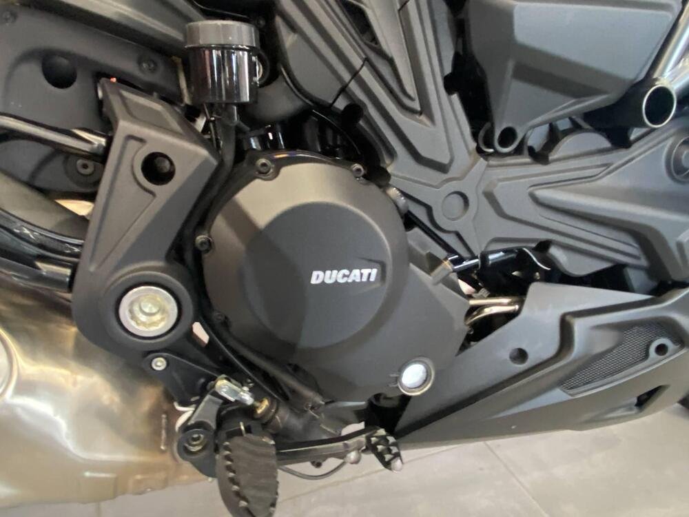 Ducati Diavel 1260 (2021 - 22) (4)
