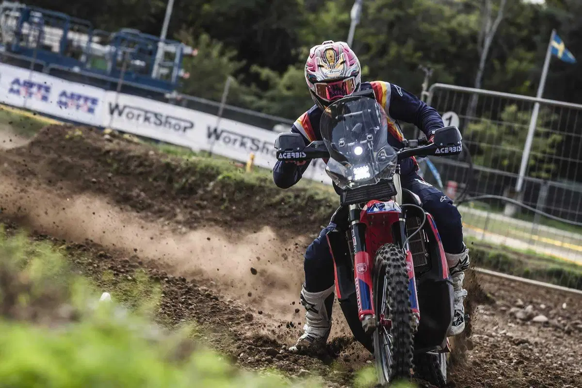 Honda CRF 450 RX Rally 2024 - TEST ESCLUSIVO! Con lei puoi vincere la DAKAR (2)