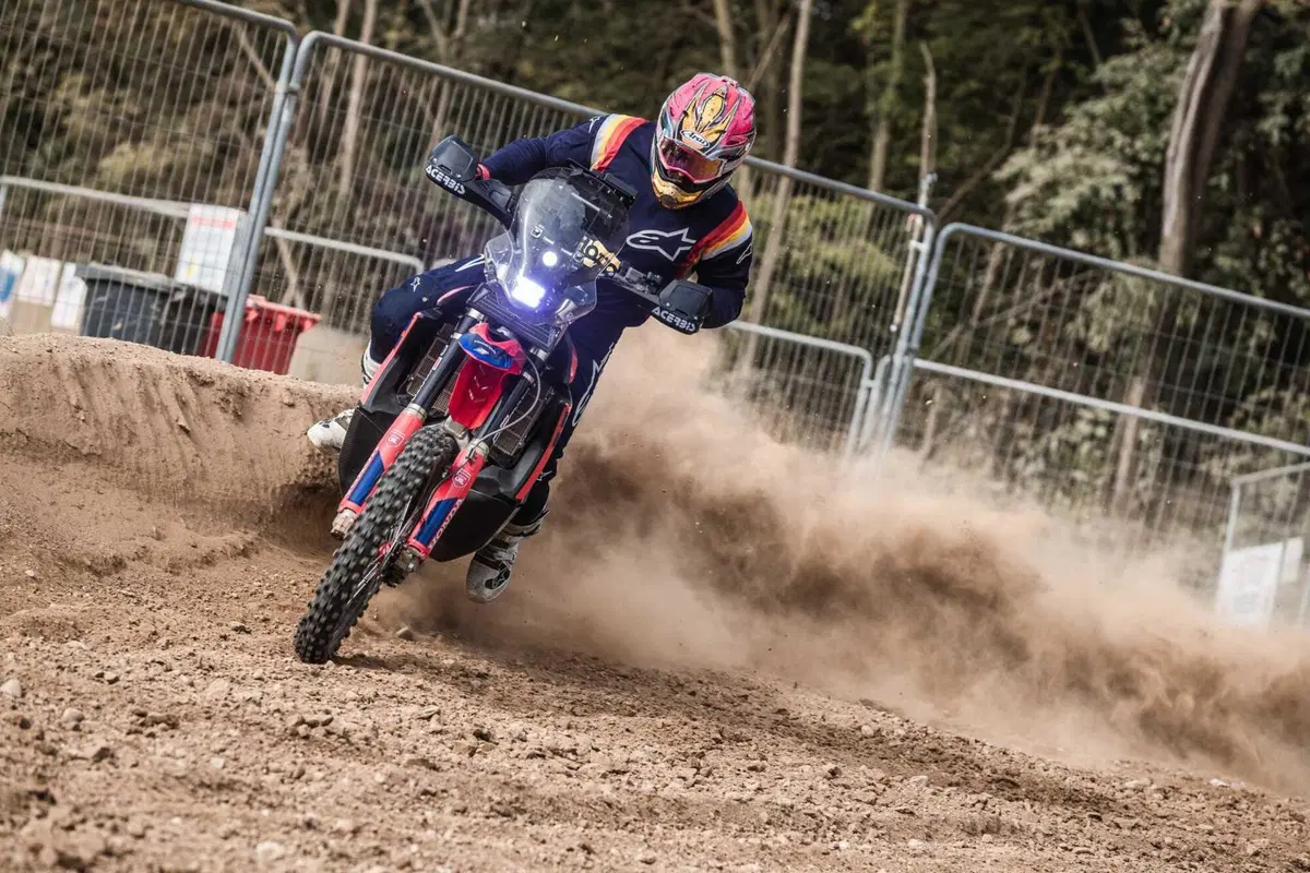 Honda CRF 450 RX Rally 2024 - TEST ESCLUSIVO! Con lei puoi vincere la DAKAR (11)
