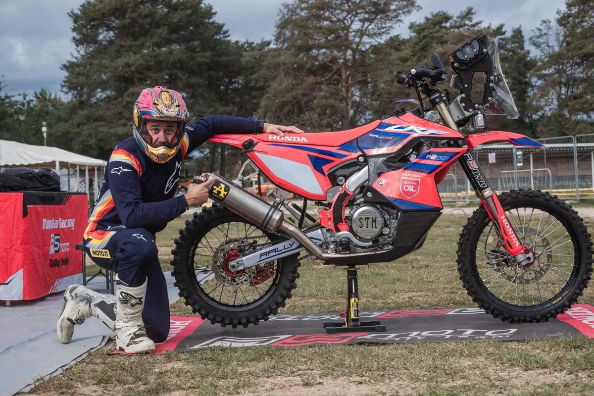 Honda CRF 450 RX Rally 2024 - TEST ESCLUSIVO! Con lei puoi vincere la DAKAR