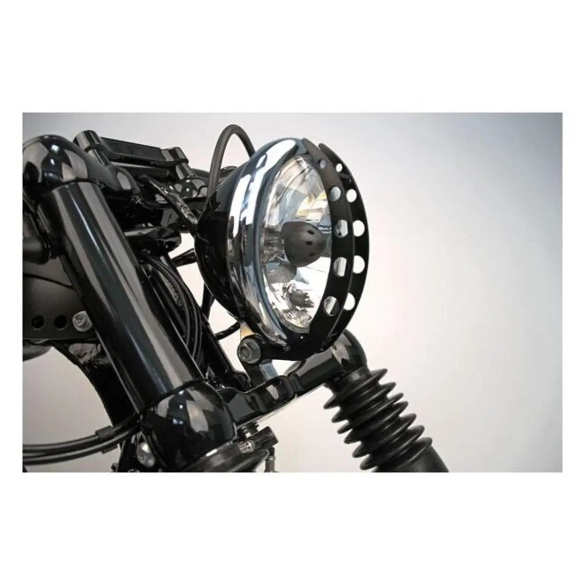 Ghiera per faro da 5-3/4” Rough Crafts Kamikaze ne