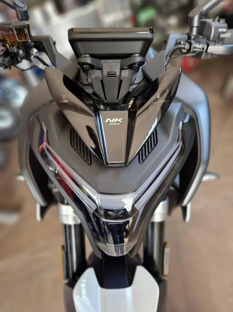 CFMOTO 800NK Sport (2023 - 26) (4)