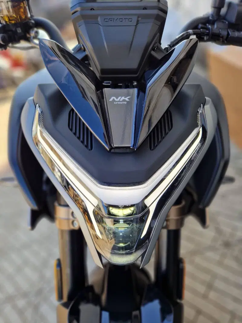 CFMOTO 800NK Sport (2023 - 26) (7)