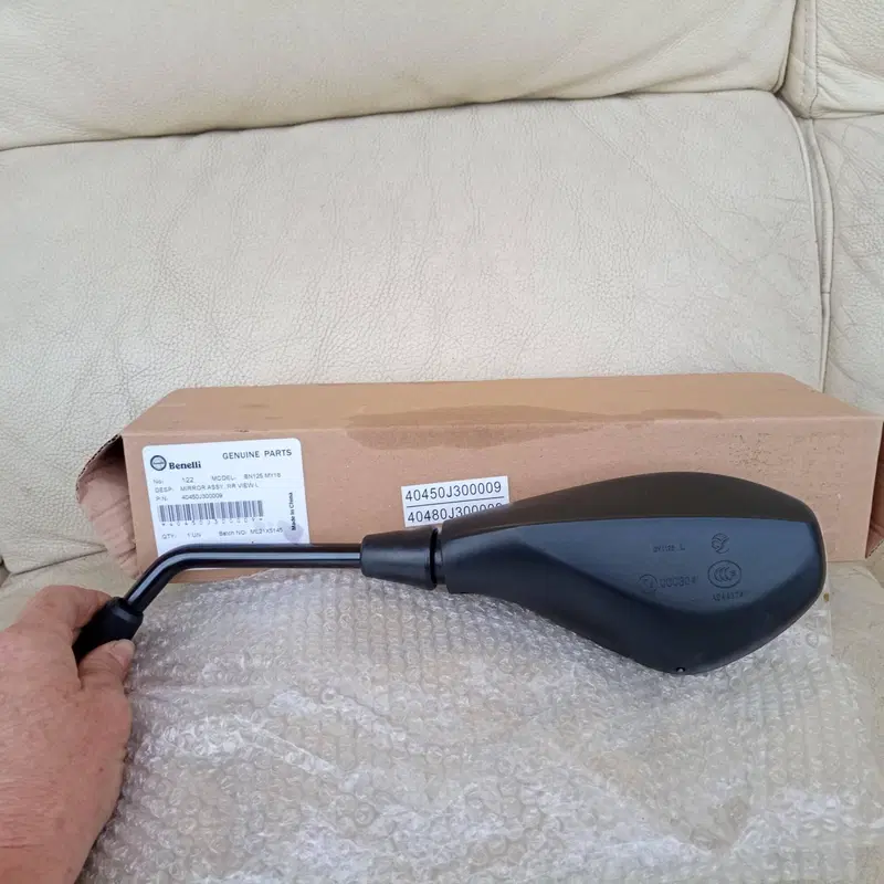 Specchio originale Benelli BN 125