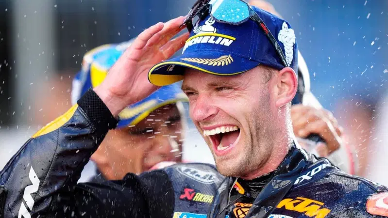 MotoGP 2023. GP della Thailandia. Brad Binder: "Ho rischiato troppo nell&rsquo;ultimo giro e ho toccato il verde"