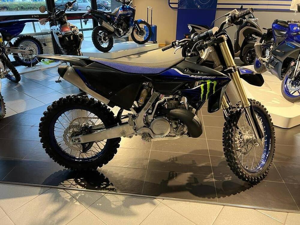Yamaha YZ 250 Monster Energy (2023) (5)