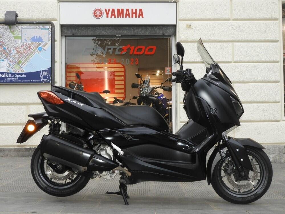 Yamaha X-Max 300 Iron Max (2019 - 20)