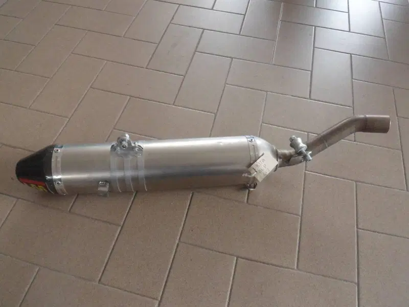 silenziatore beta alp 400 Leovince (3)