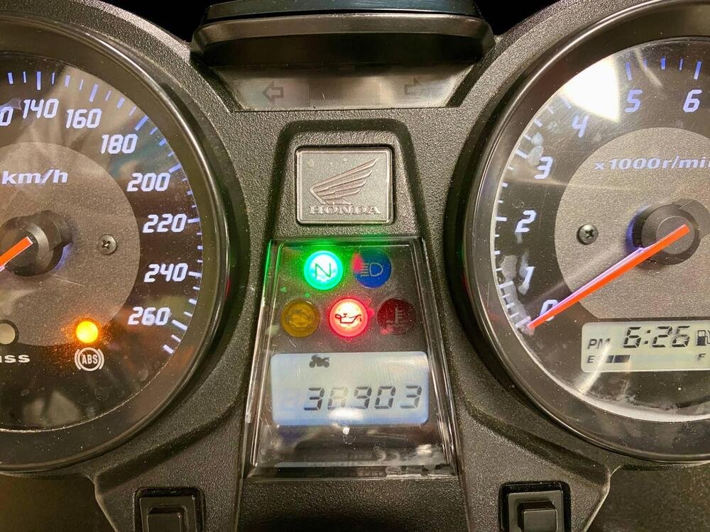 Honda CB 1300 S (2010 - 12) (4)
