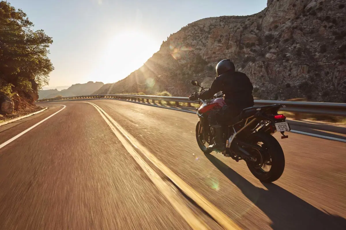 Nuove Triumph Tiger 900: cresce in prestazioni, tecnologia, comfort e carisma (9)