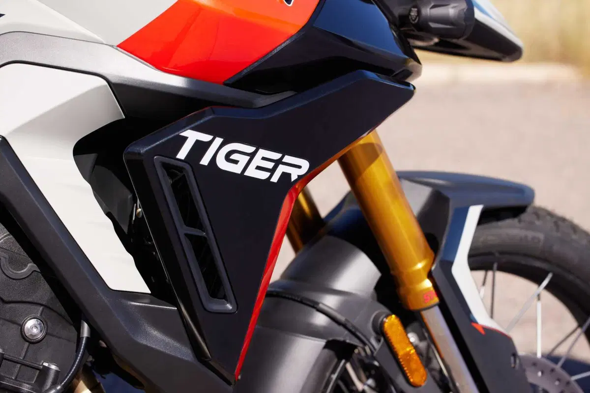 Nuove Triumph Tiger 900: cresce in prestazioni, tecnologia, comfort e carisma (8)