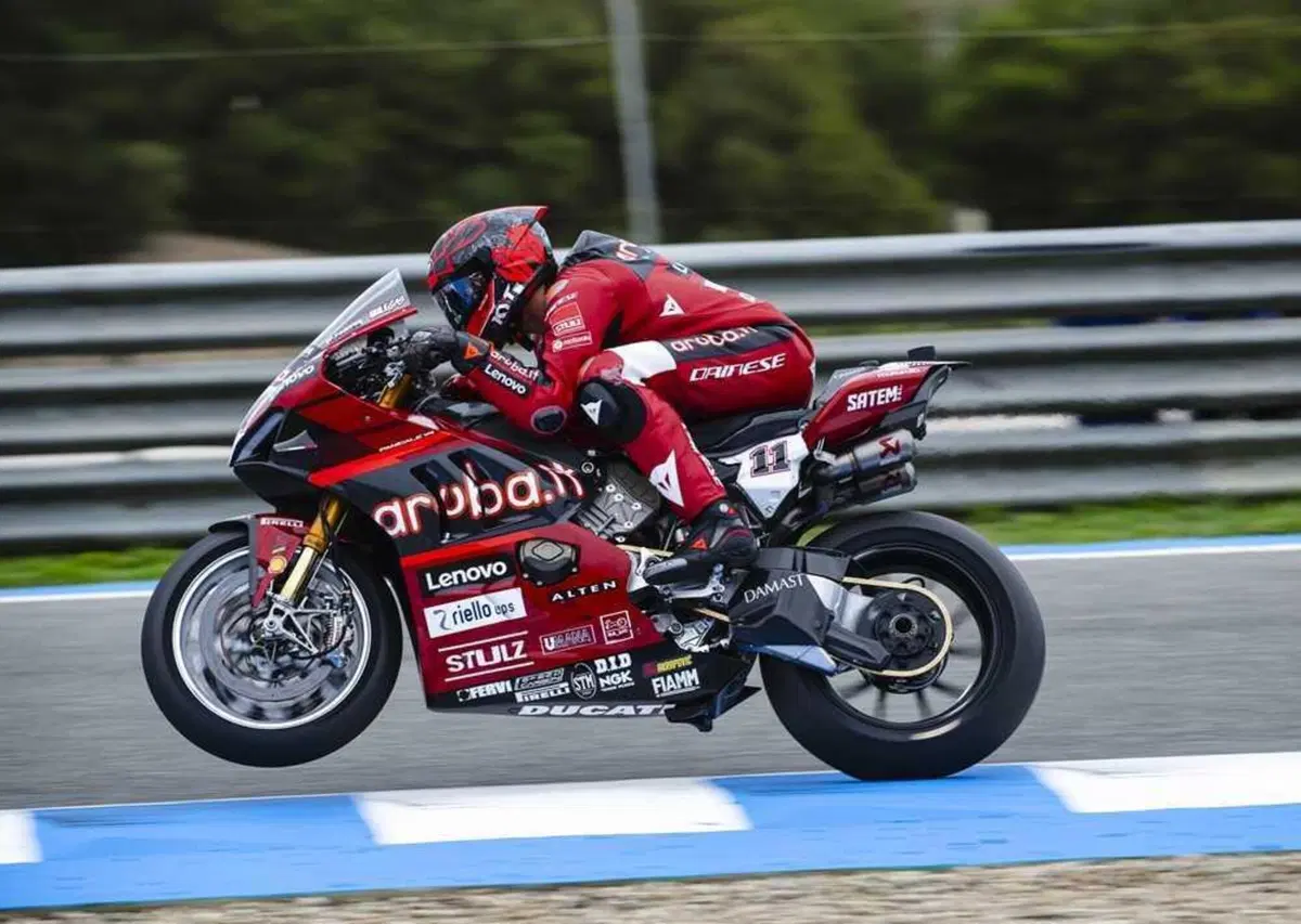 SBK 2024. Test Jerez, Day1: bene Jonathan Rea e Nicolò Bulega. Poi la pioggia [VIDEO e GALLERY] (3)
