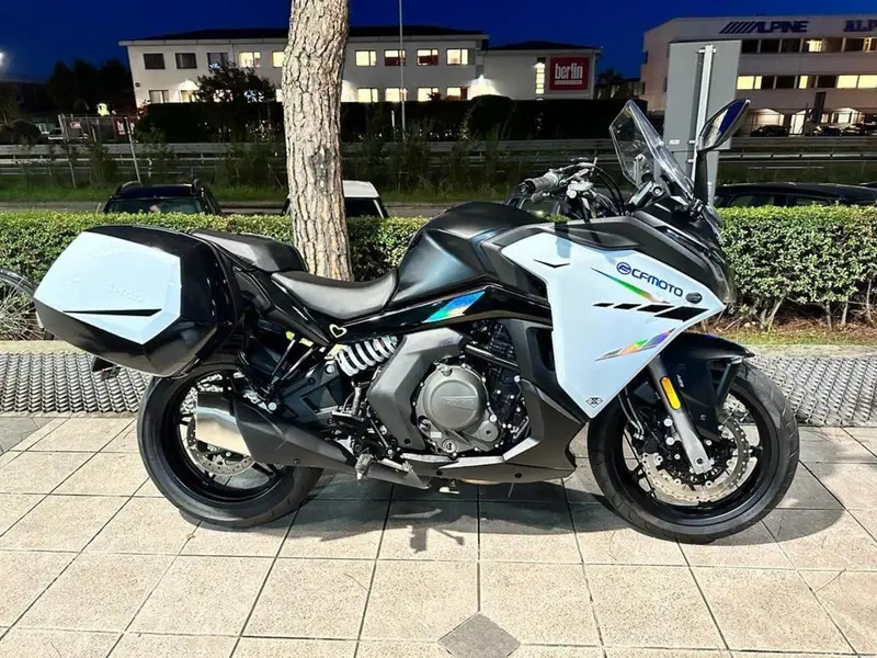 CFMOTO 650GT (2021 - 26)