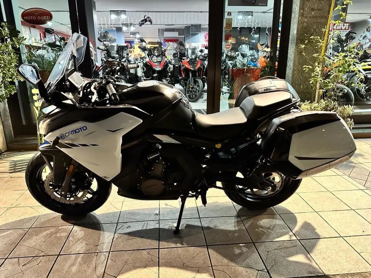 CFMOTO 650GT (2021 - 26) (2)