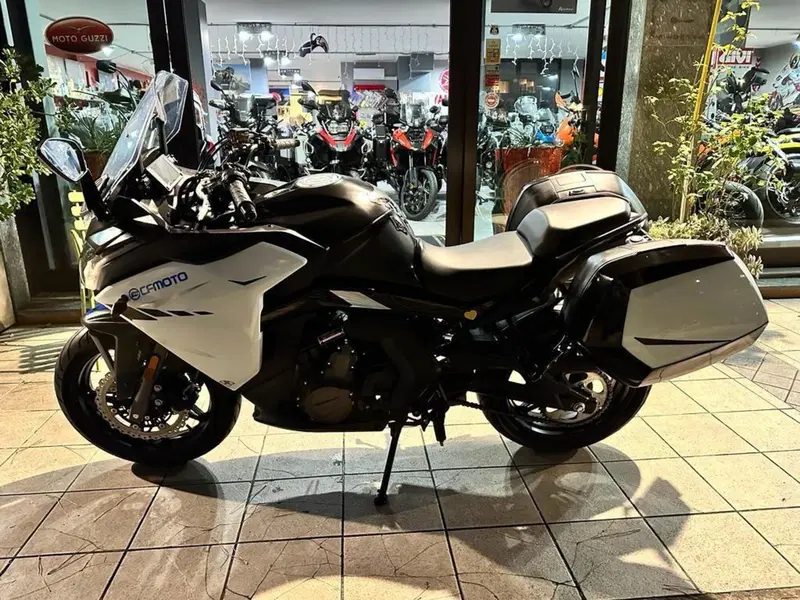 CFMOTO 650GT (2021 - 26) (2)