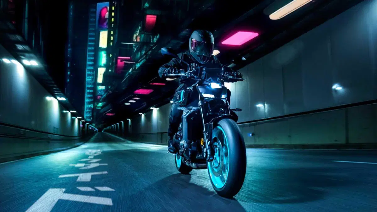 Yamaha MT-09 2024: prezzo, caratteristiche tecniche. Ecco com'è fatta [VIDEO] (15)