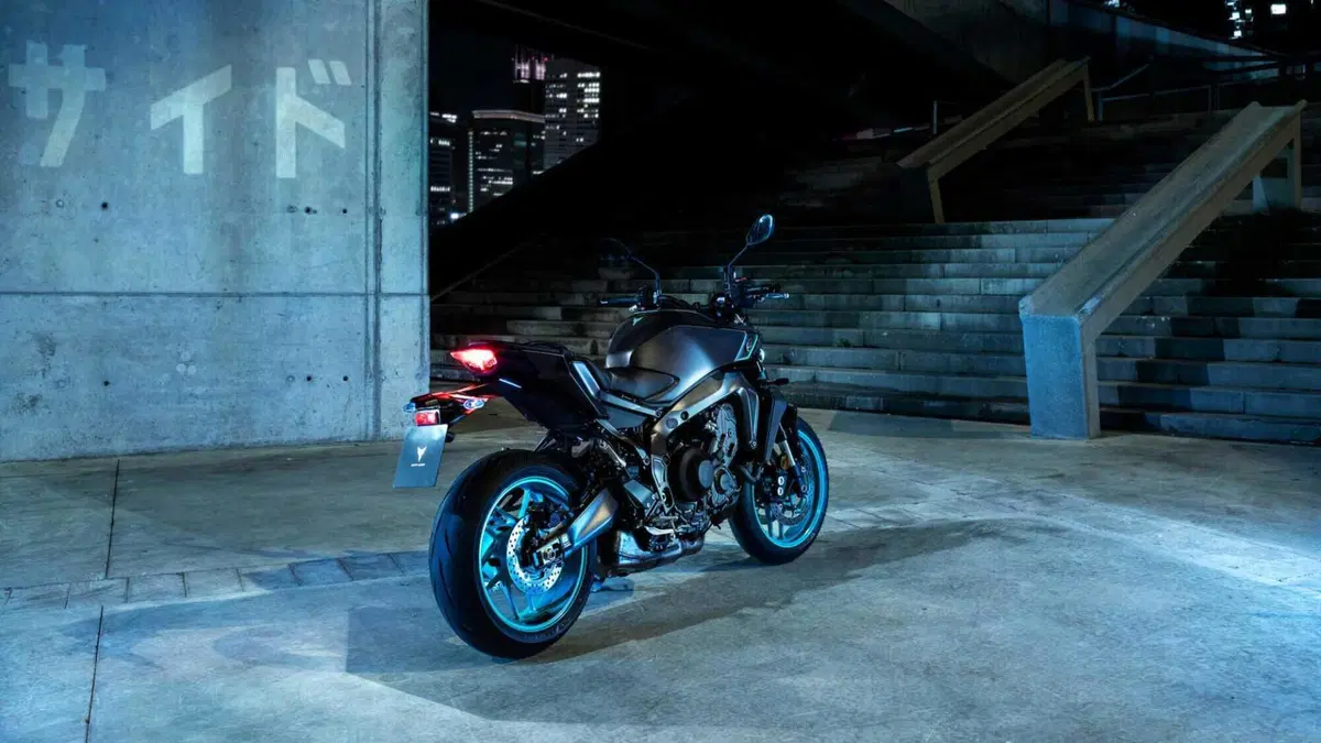 Yamaha MT-09 2024: prezzo, caratteristiche tecniche. Ecco com'è fatta [VIDEO] (18)