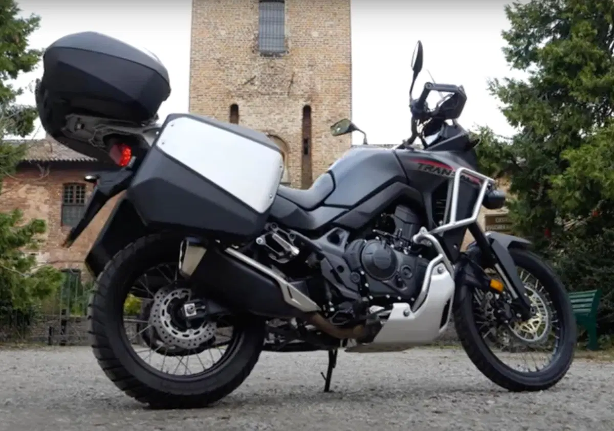 Honda XL 750 Transalp Travel Edition (2)