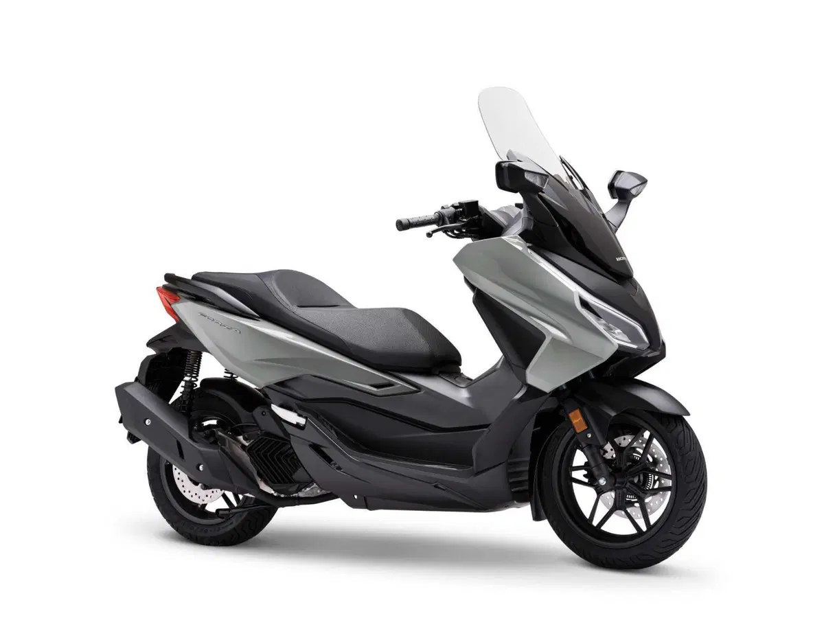 Honda Forza 350 e ADV 350 2024: ecco le nuove colorazioni [GALLERY] (3)