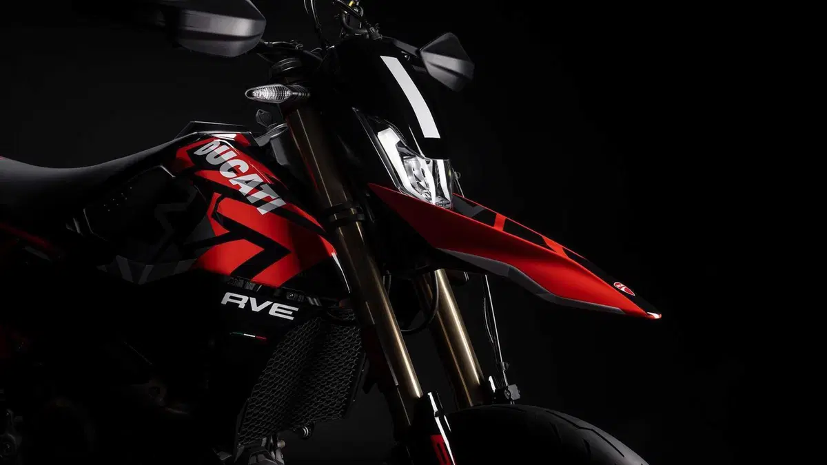 Nuova Ducati Hypermotard 698 Mono: caratteristiche e prezzo (6)
