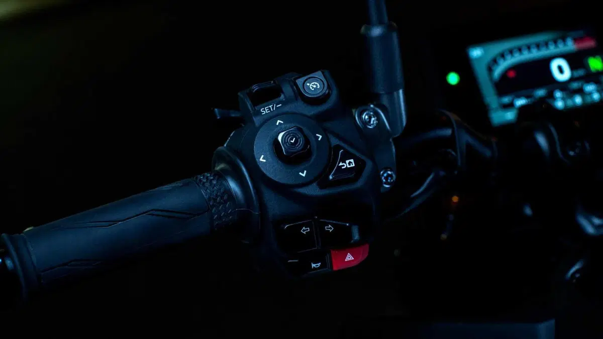 Nuova Yamaha MT-09 SP 2024: le caratteristiche tecniche e il prezzo [VIDEO e GALLERY] (11)