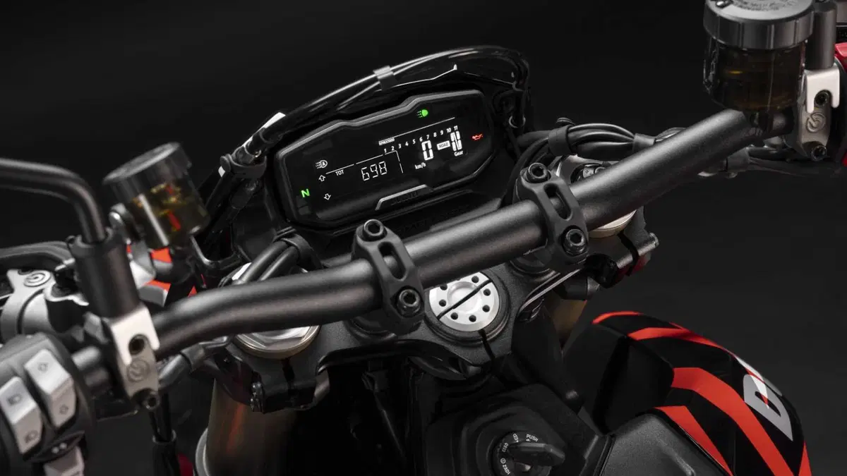 Ducati Hypermotard 698 Mono Hypermotard 698 Mono RVE (2024 - 26) (16)