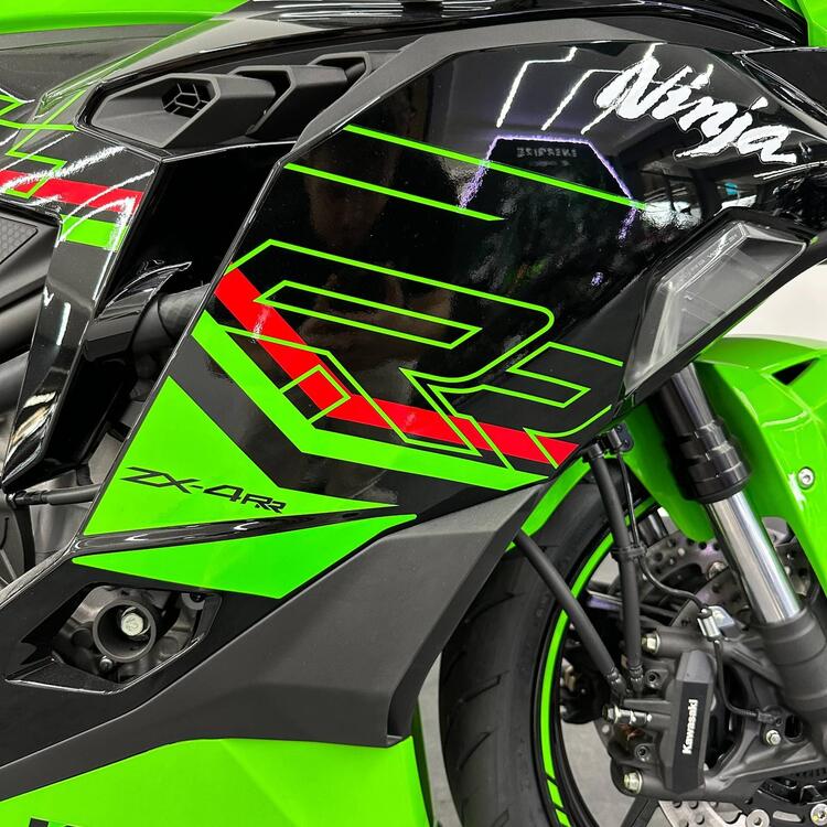 Kawasaki Ninja ZX-4RR (2024) (4)