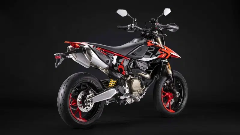 Ducati Hypermotard 698 Mono RVE (2024 - 26) (4)