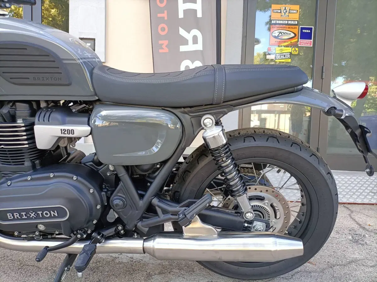 Brixton Motorcycles Cromwell 1200 (2022 - 26) (8)