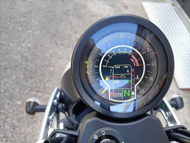 Brixton Motorcycles Cromwell 1200 (2022 - 26) (11)