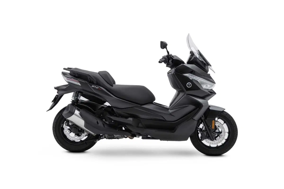 VOGE Sfida SR4 400 (2)