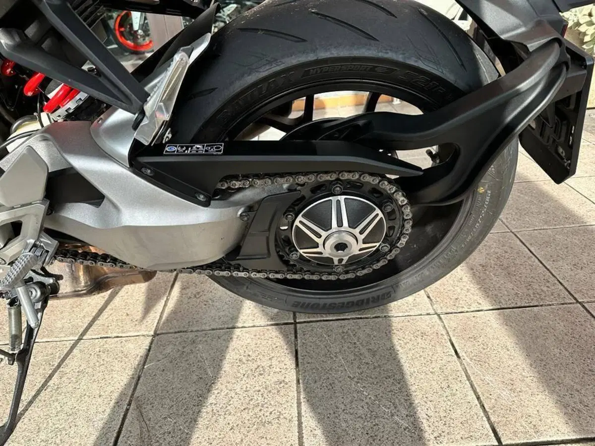 Honda CB 1000 R + Neo Sport Cafè (2019 - 20) (14)