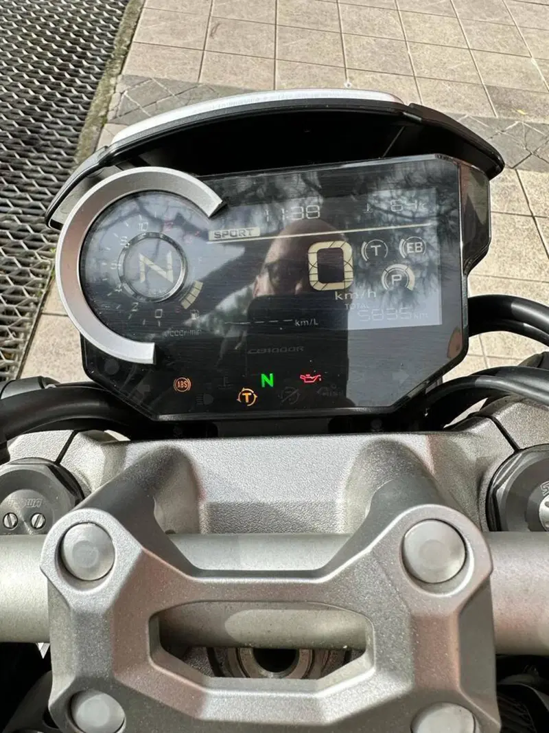Honda CB 1000 R + Neo Sport Cafè (2019 - 20) (7)