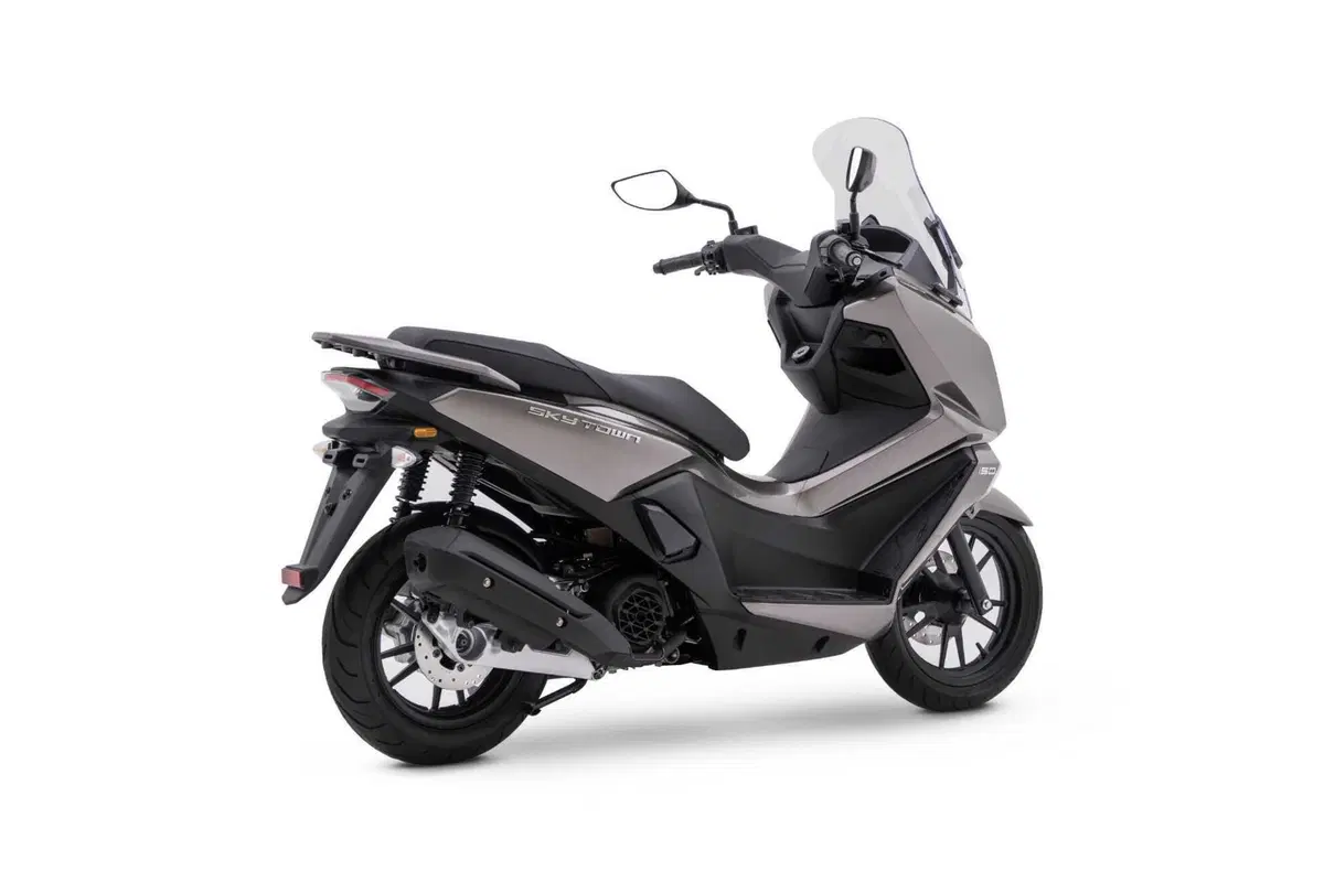 Sky Town 150 ABS (2)
