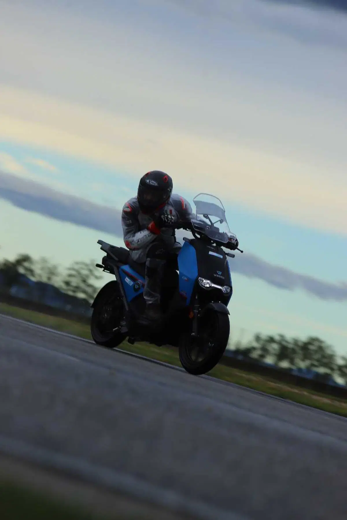 Vmoto: record di percorrenza con il CPx Pro (10)