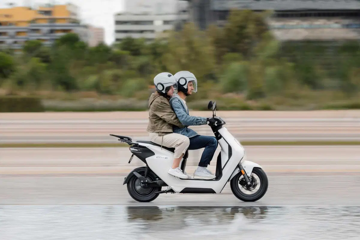 Lo scooter elettrico Honda EM-1 e: è già in vendita: ecco il prezzo e tutti i dettagli  (6)