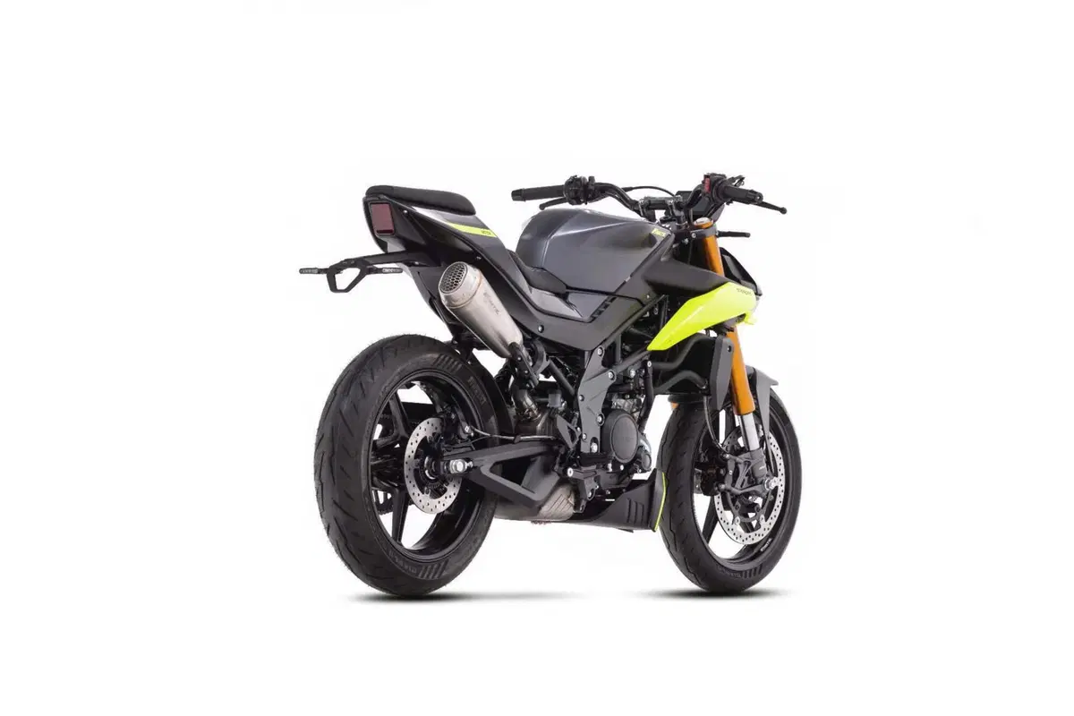 Stealth 125 e Imola Concept, le sportive secondo Fantic (6)