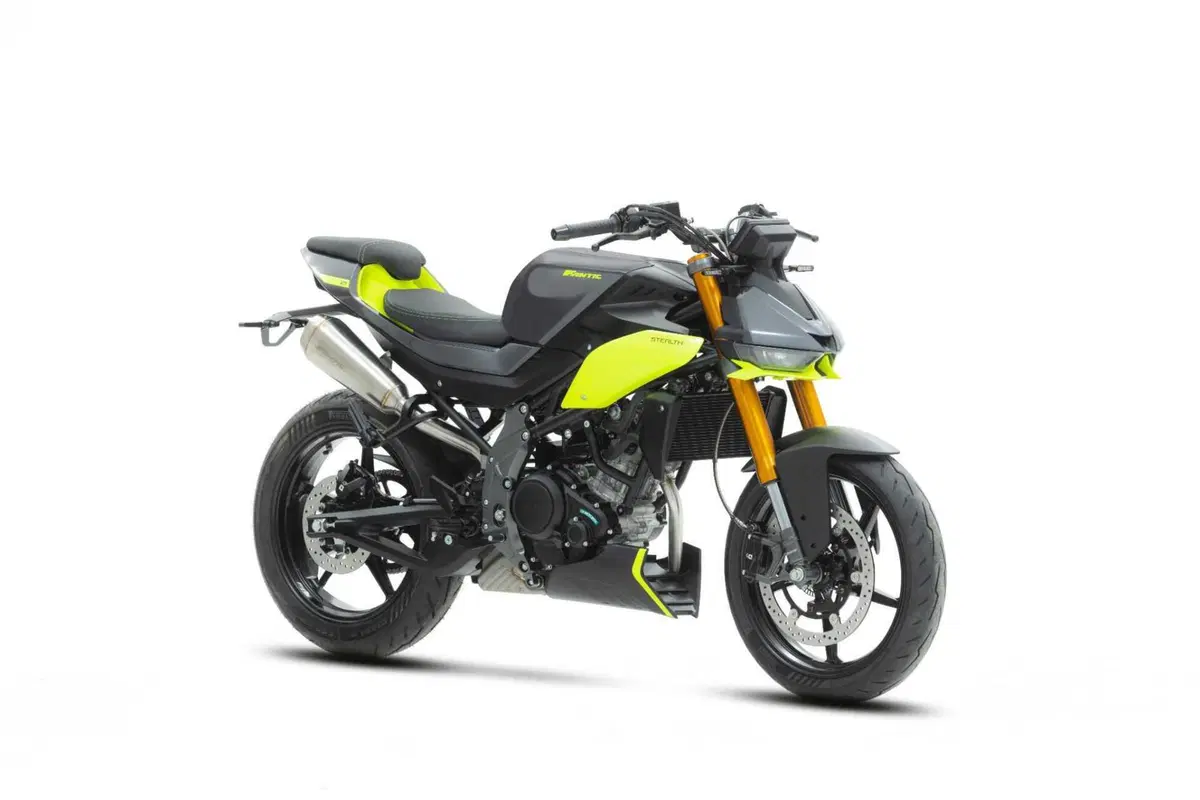 Stealth 125 e Imola Concept, le sportive secondo Fantic (3)