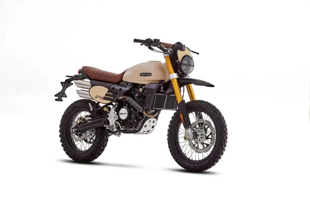 Nuova gamma Caballero! Fantic rinnova dal 125 al 500. Tutti i dettagli (16)