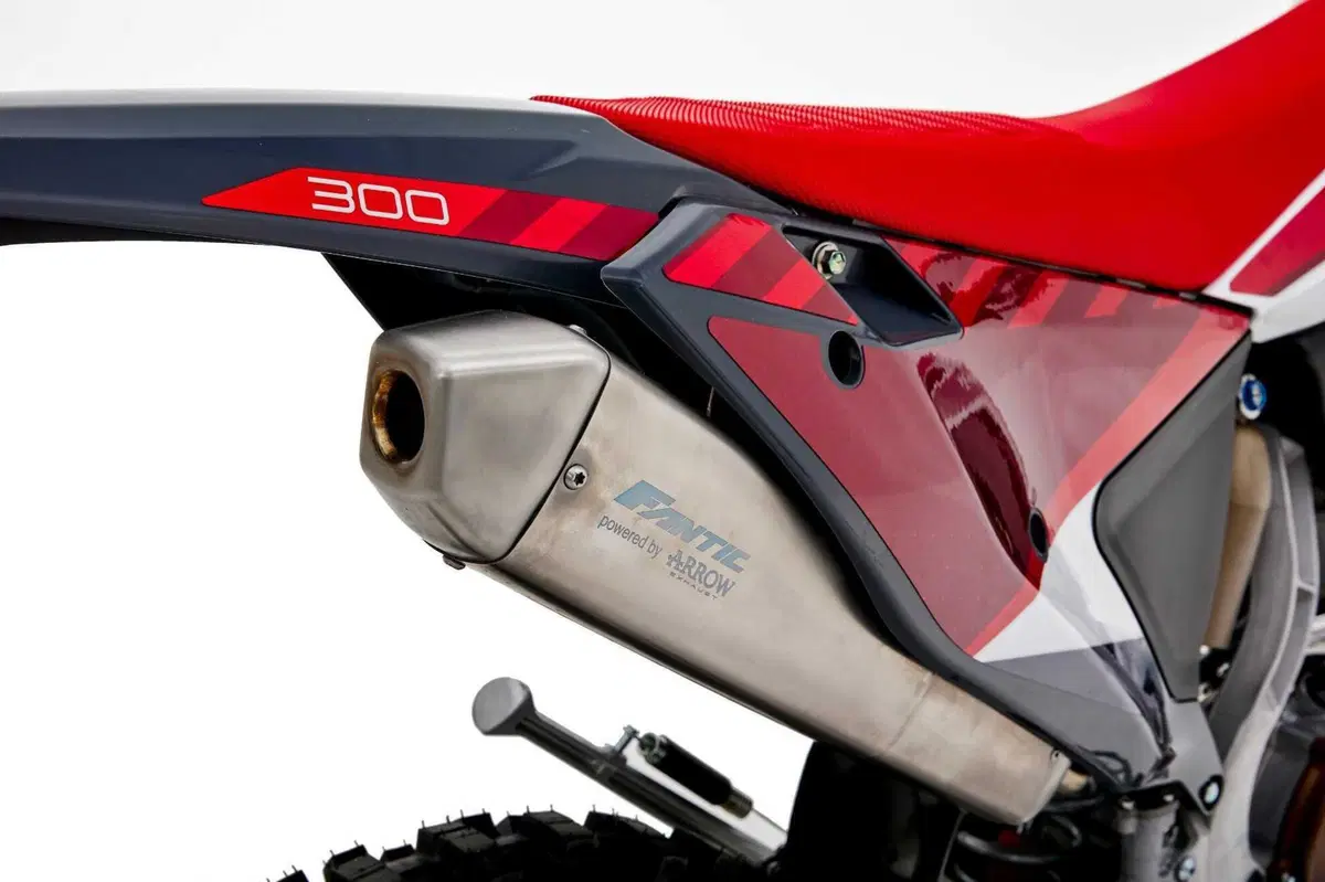 XE300 ed XEF310: Fantic svela le sue enduro a due e quattro tempi (2)