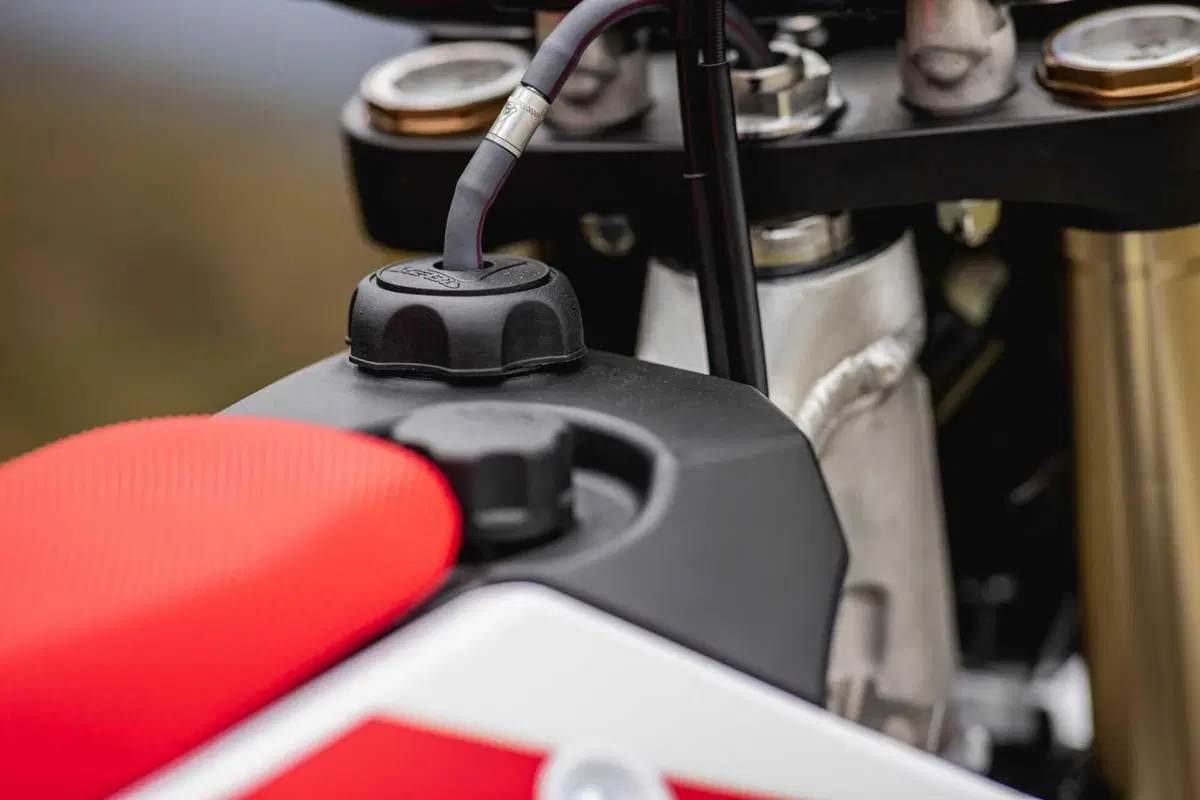 XE300 ed XEF310: Fantic svela le sue enduro a due e quattro tempi (29)