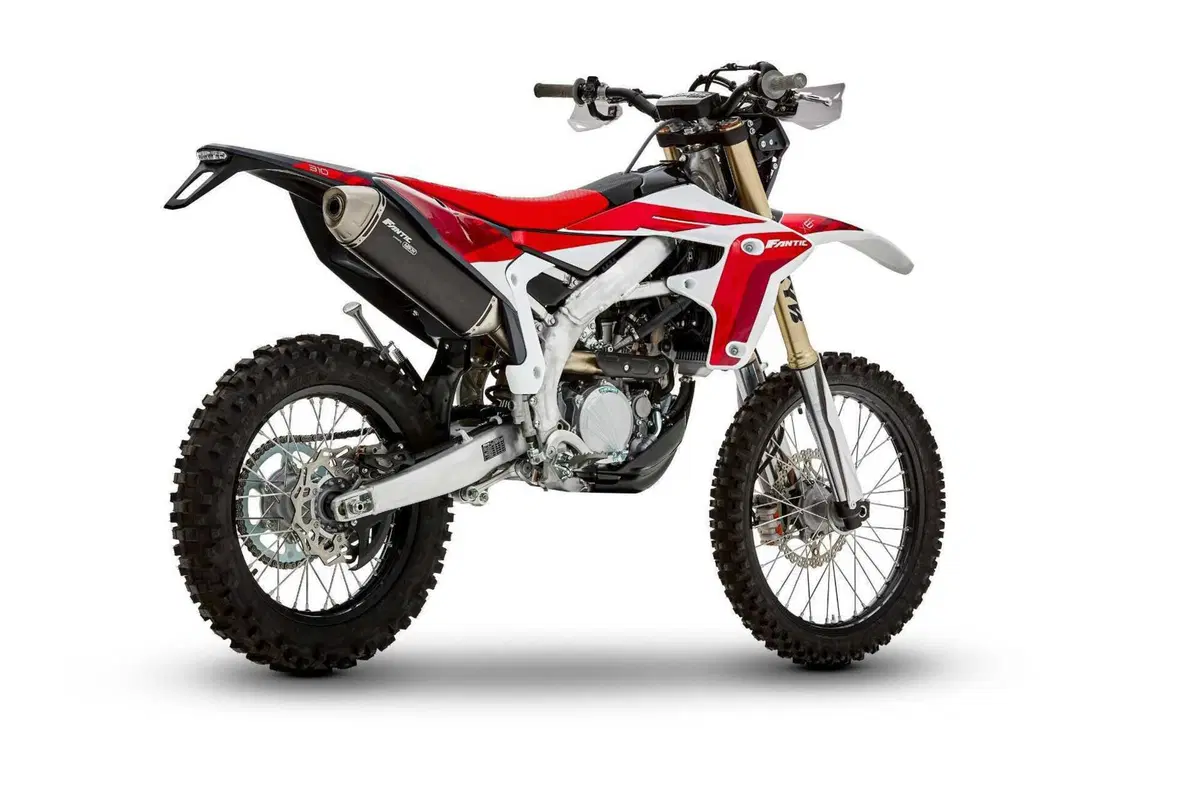 XE300 ed XEF310: Fantic svela le sue enduro a due e quattro tempi (54)