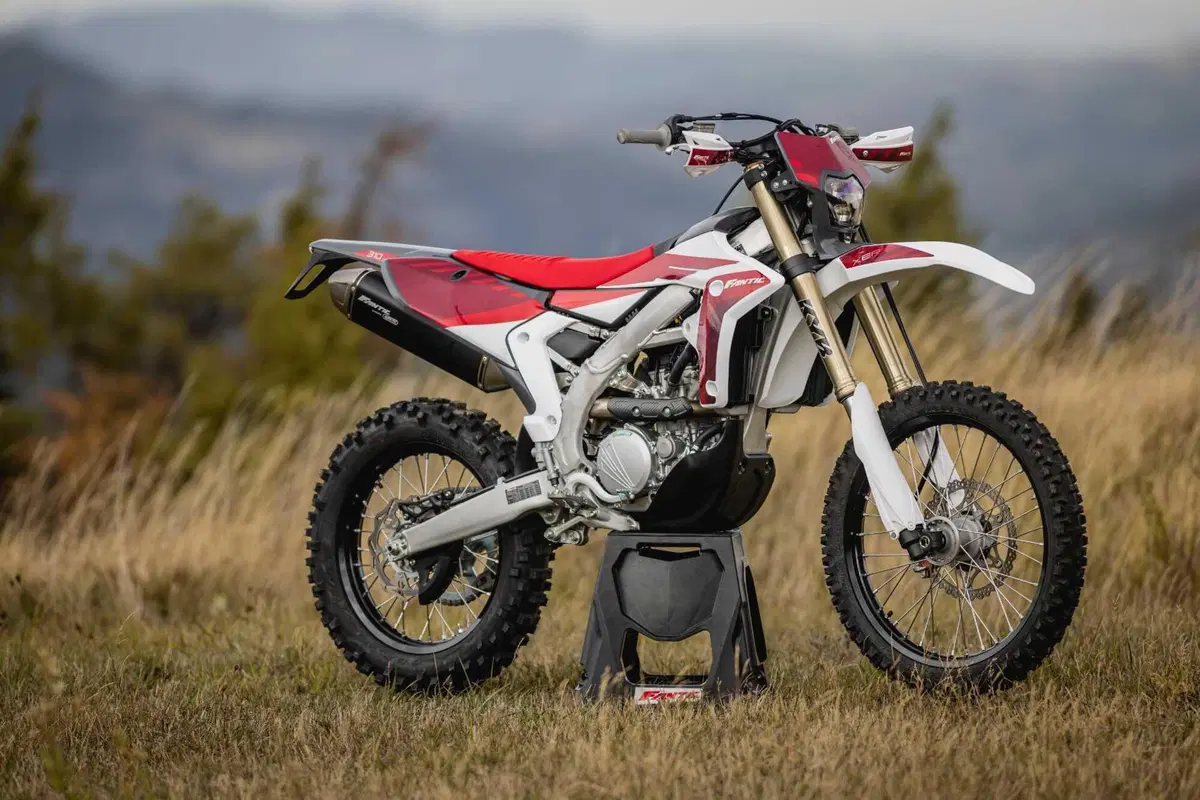 XE300 ed XEF310: Fantic svela le sue enduro a due e quattro tempi (74)