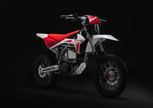 Eicma 2023. Motard elettrico? Fantic presenta la Motard EV [GALLERY]