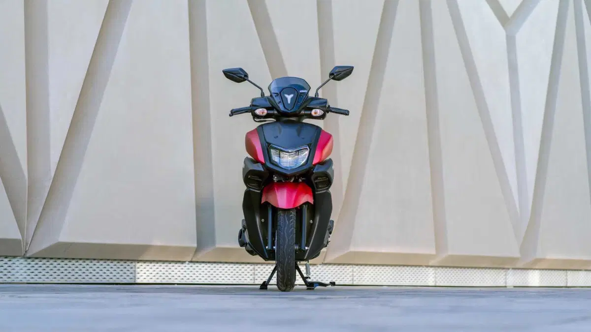 EICMA 2023: Yamaha lancia lo scooter RayZR (22)
