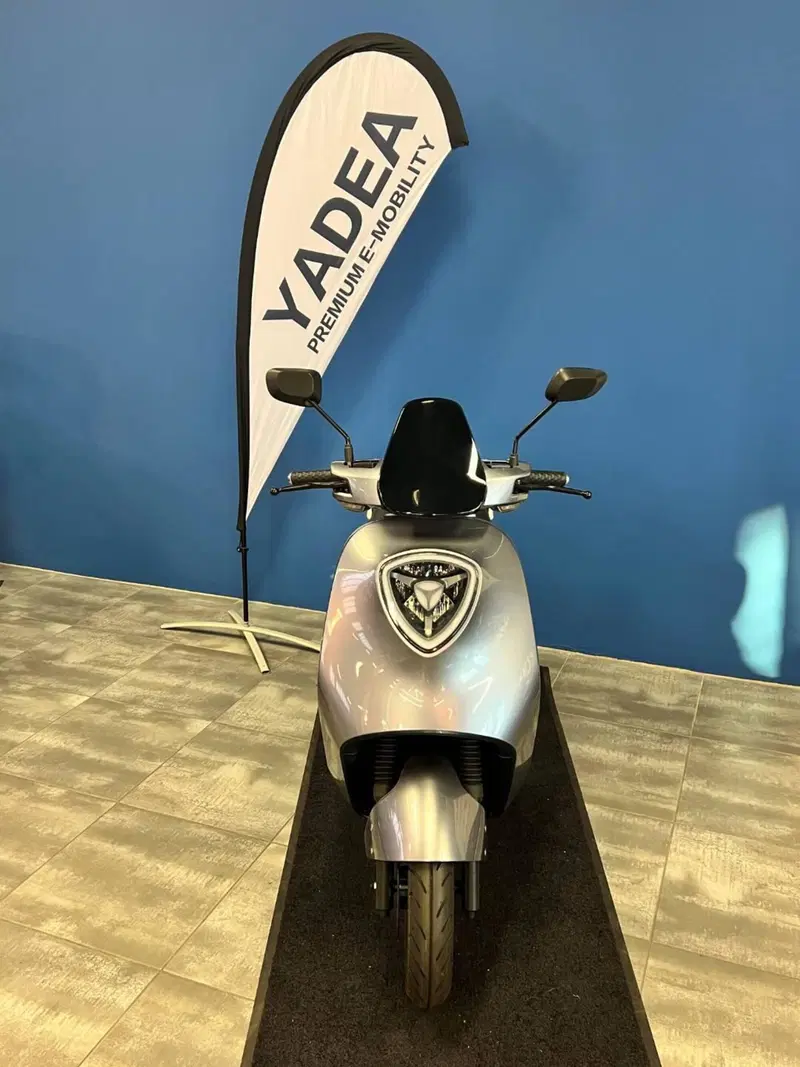 Yadea C1S Pro (2020 - 26) (2)